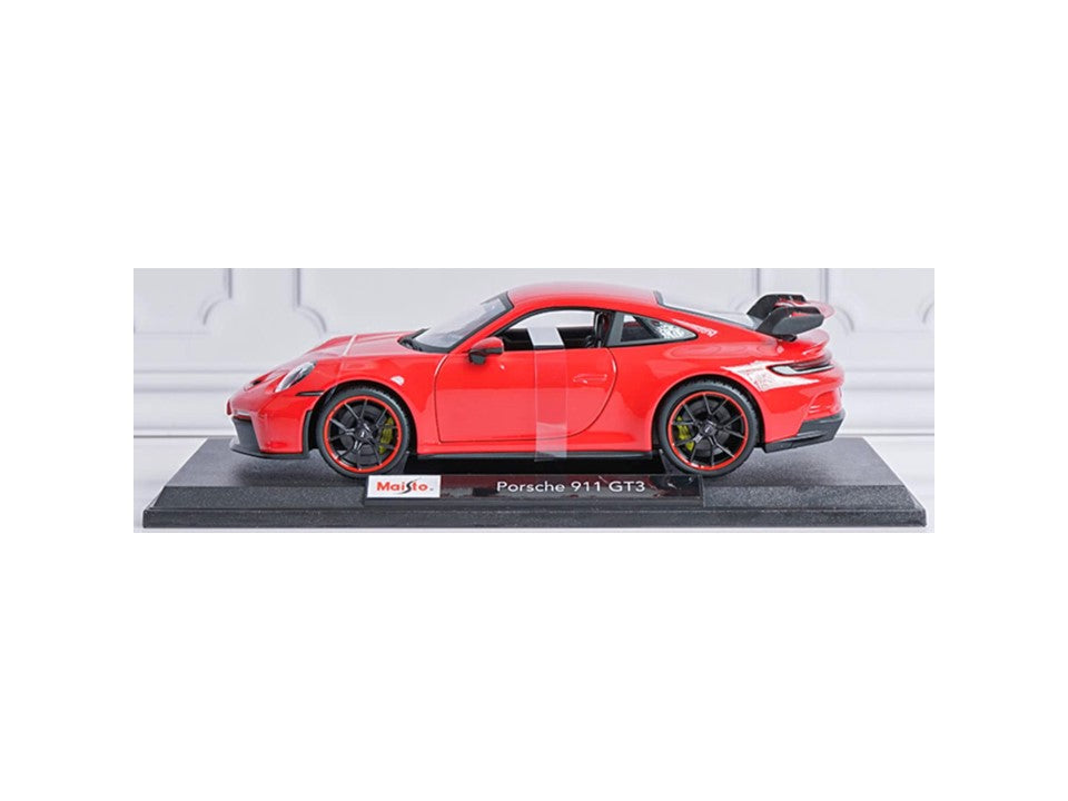 Maisto 2022 Porsche 911 GT3, Red, 1:18 Scale