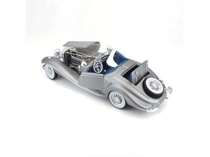 Maisto Mercedes-Benz 500 K Typ Specialroadster (1936), Silver, 1:18 Scale